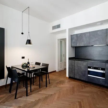 Dome's Charme - The House Of Travelers Apartment *