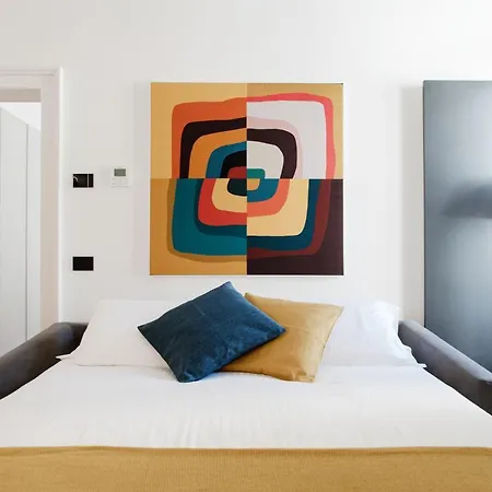 Apartment Dome's Charme - The House Of Travelers Como