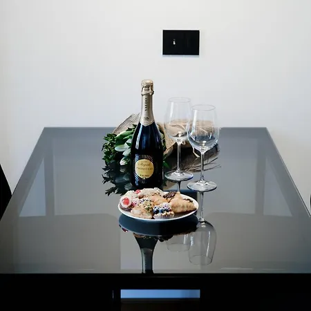 Dome's Charme - The House Of Travelers *