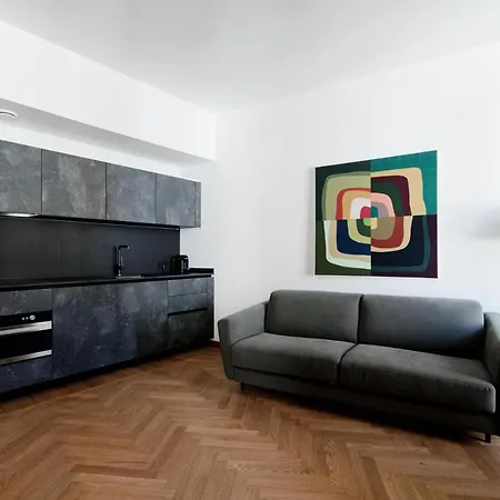 Dome's Charme - The House Of Travelers *