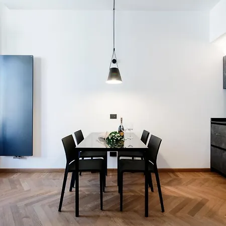 Dome's Charme - The House Of Travelers דירה קומו