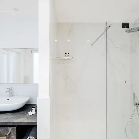 Dome's Charme - The House Of Travelers דירה