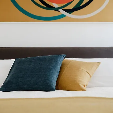 Dome's Charme - The House Of Travelers * Como