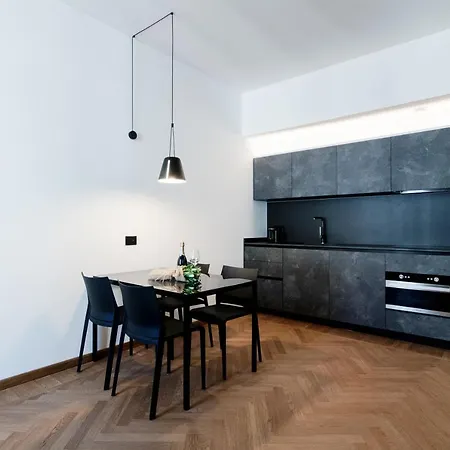 Dome's Charme - The House Of Travelers * Como