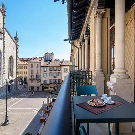 Dome's Charme - The House Of Travelers Apartamento